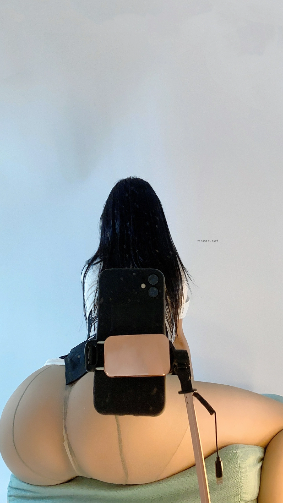 俏妞qiaoniuTT – 后视肉丝蜜桃【6P】